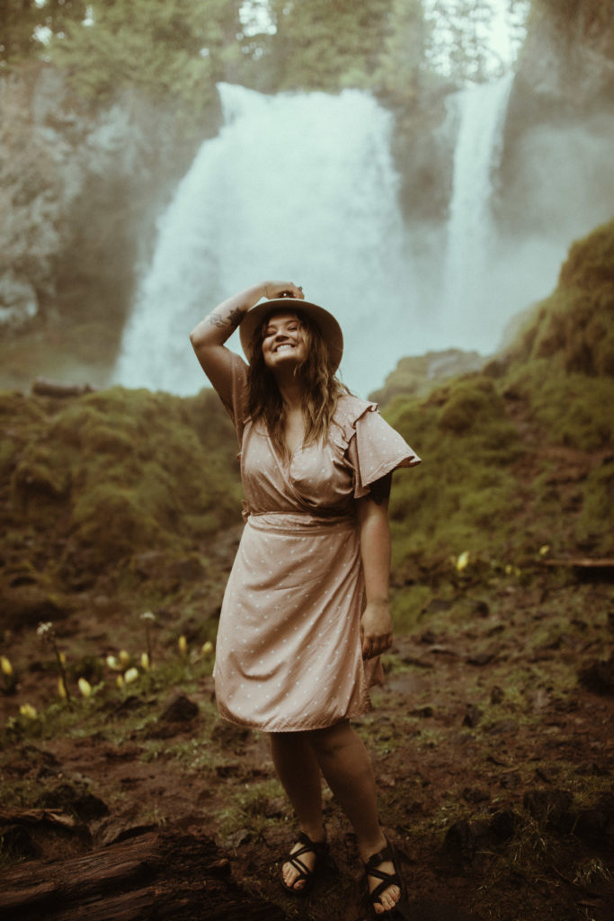 Yosemite-Elopement-packages-national-park-elopement-yosemite-elopement-photographer-taft-point-elopement-california-wedding-photographer-flowers